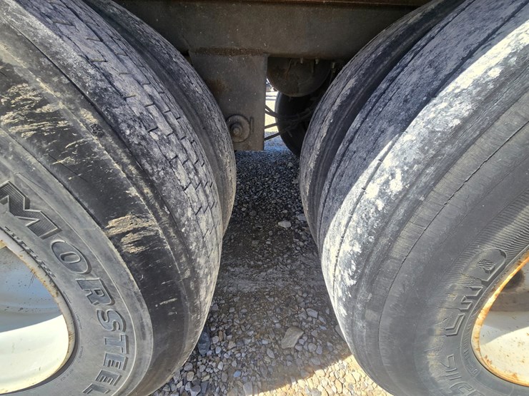 2012-great-dane-van-trailer-image-43