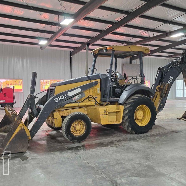 2011 DEERE 310J