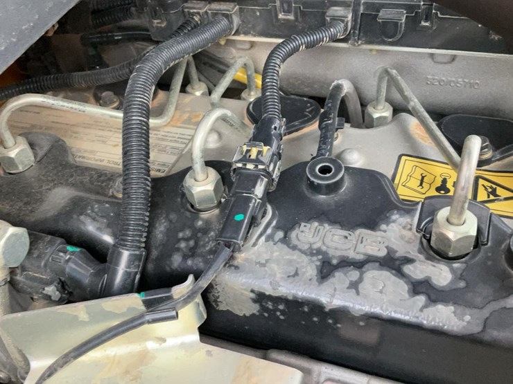 2022-jcb-510-56-image-10