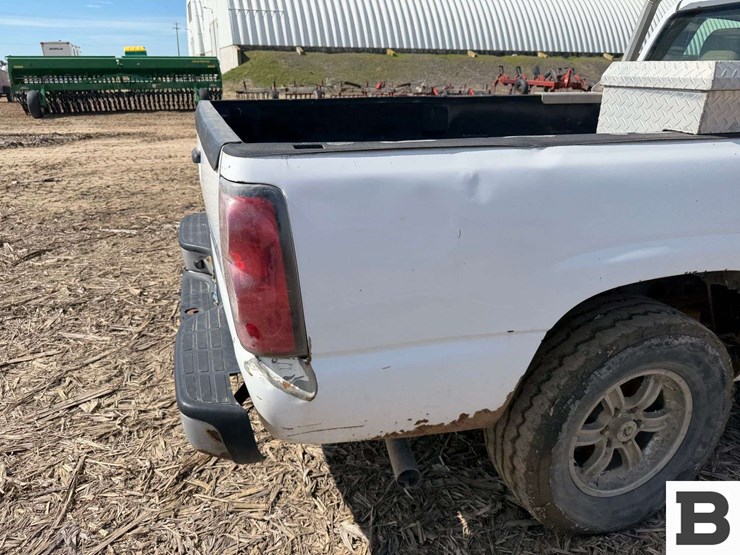 2005-chevrolet-silverado-1500-image-16