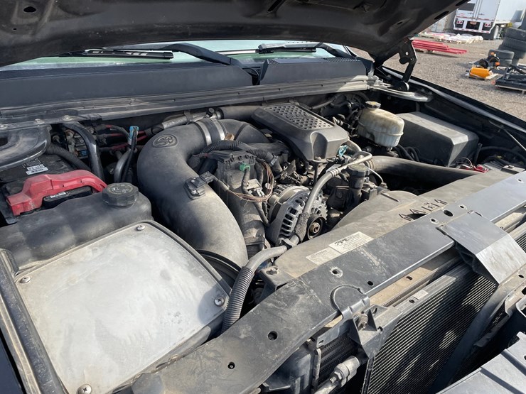 2008-gmc-3500hd-image-41