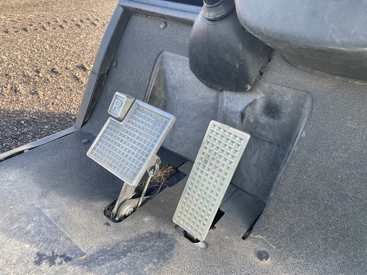 #2348-•-2012-yamaha-gas-golf-cart-image-10