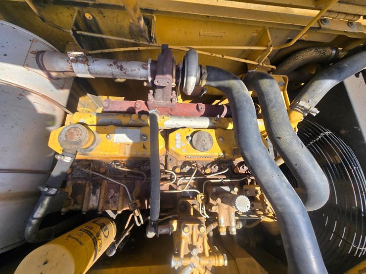 2003-caterpillar-320c-image-36