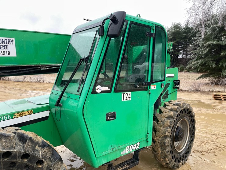 2014-sky-trak-6042-image-11