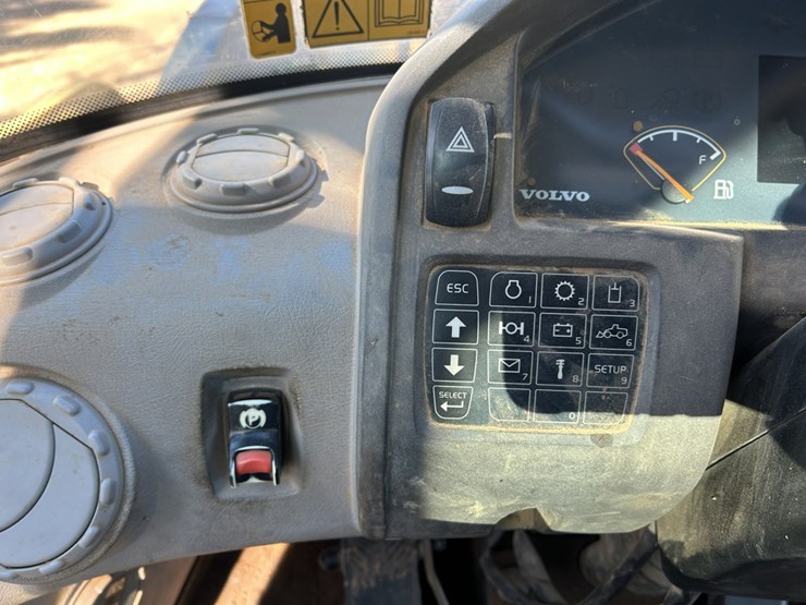 volvo-l250g-image-73