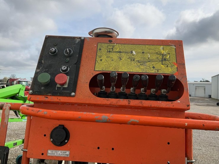 #312-•-2017-snorkel-49'-towable-boom-lift-image-35