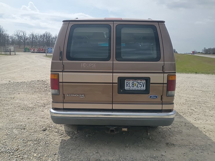 1992-ford-e150-image-7