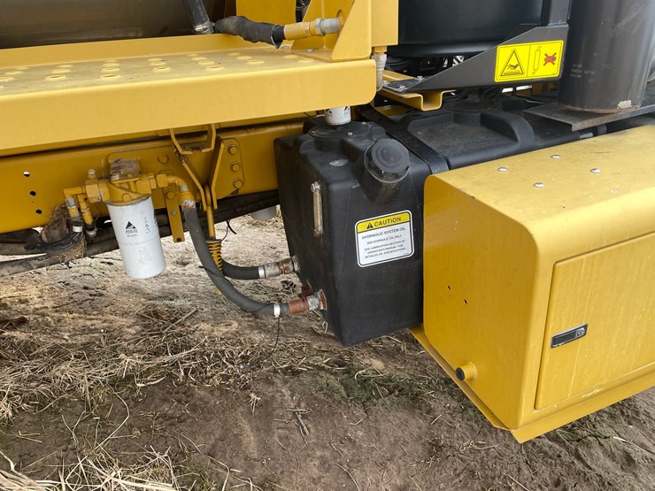 #5515-•-agco-rogator-u1264c-ag-chem-sprayer-image-32