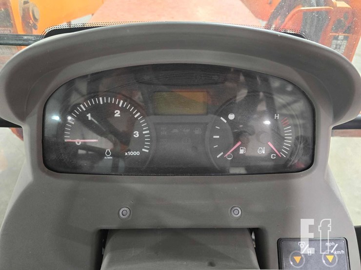 kubota-m108s-image-18