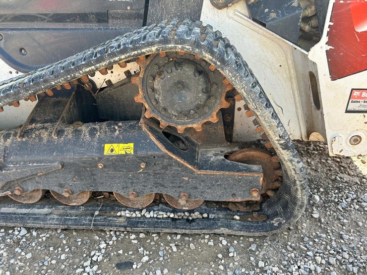 2020-bobcat-t76-image-18