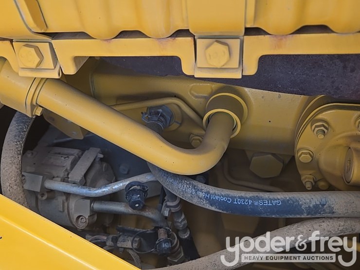 2019-deere-670g-image-49