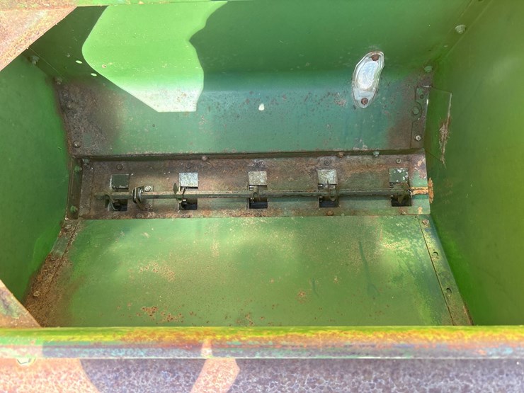 john-deere-8200-image-5