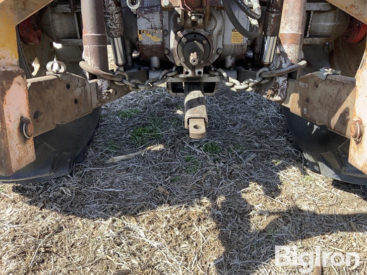 1968-massey-ferguson-1100-image-18