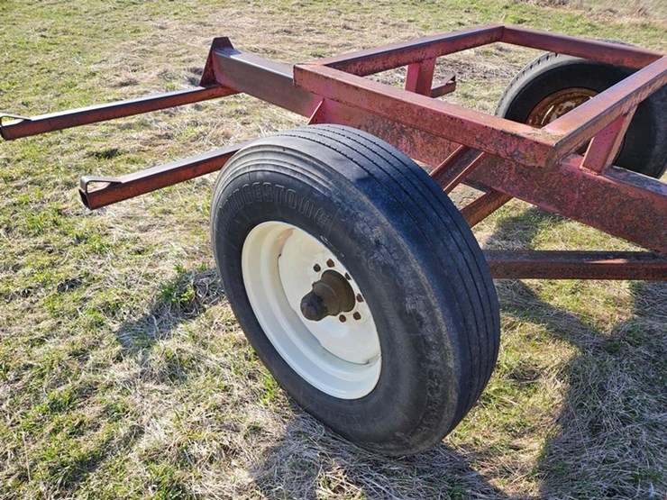 #572-•-11-place-bale-trailer-image-17