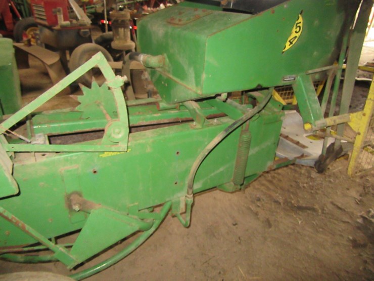 john-deere-336-image-7