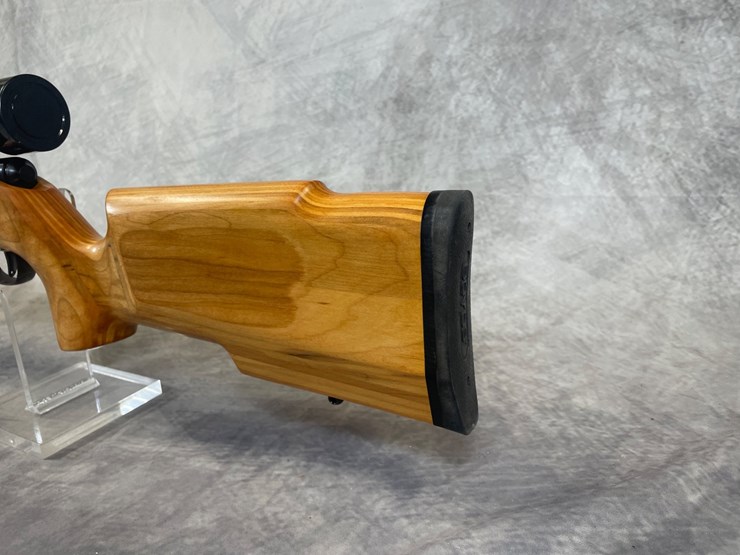 #1268-•-savage-93-fv,-22-wmr-bolt-action-rifle,-sn:-2121001,-(neenah,-wi)-image-10