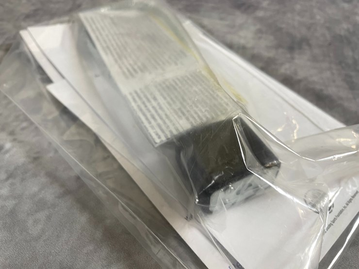 #2175-•-rossi-rs22-.22-lr-semi-automatic-rifle,-sn:-7ca171855n,-(downing,-wi)-image-30