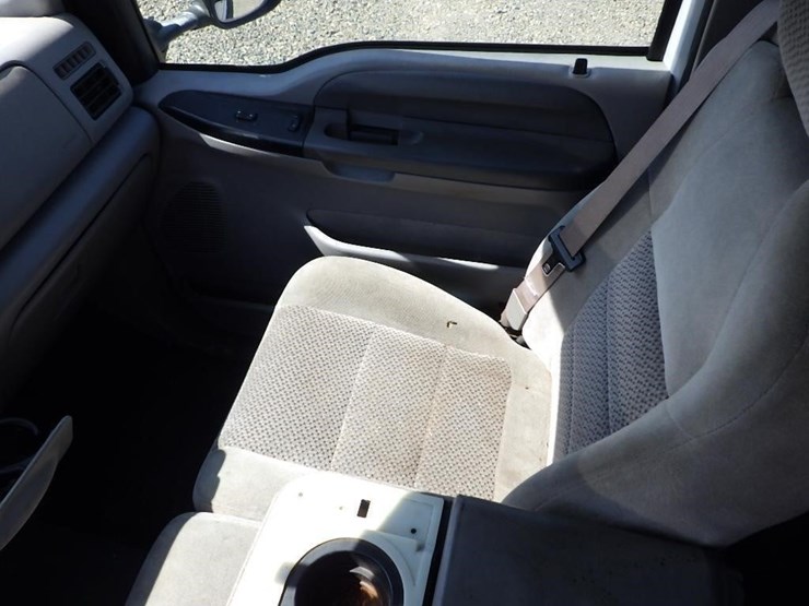 2001-ford-f350-image-36