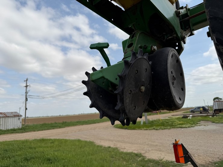 john-deere-1720-image-74