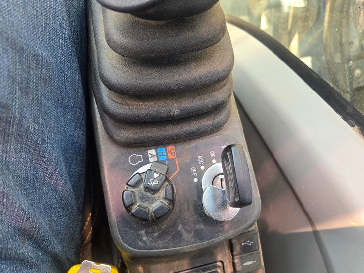 case-cx245dsr-image-40