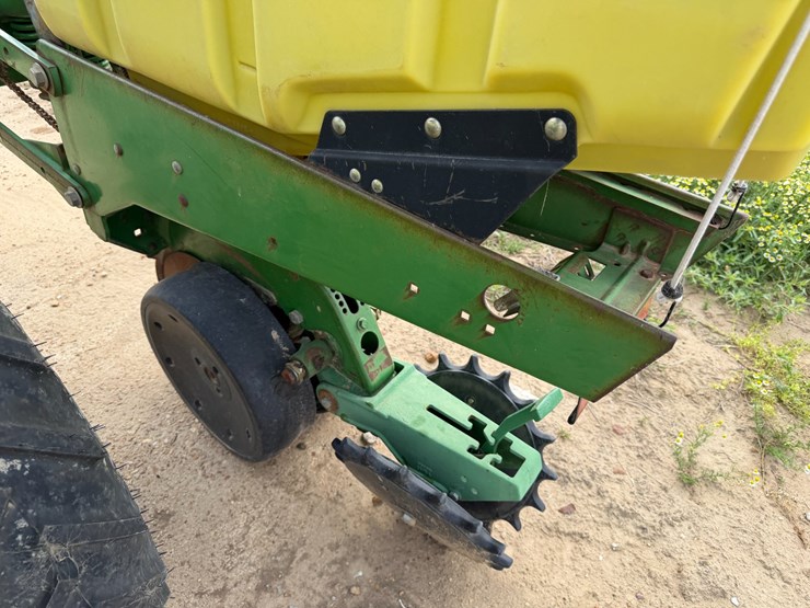 john-deere-1720-image-23