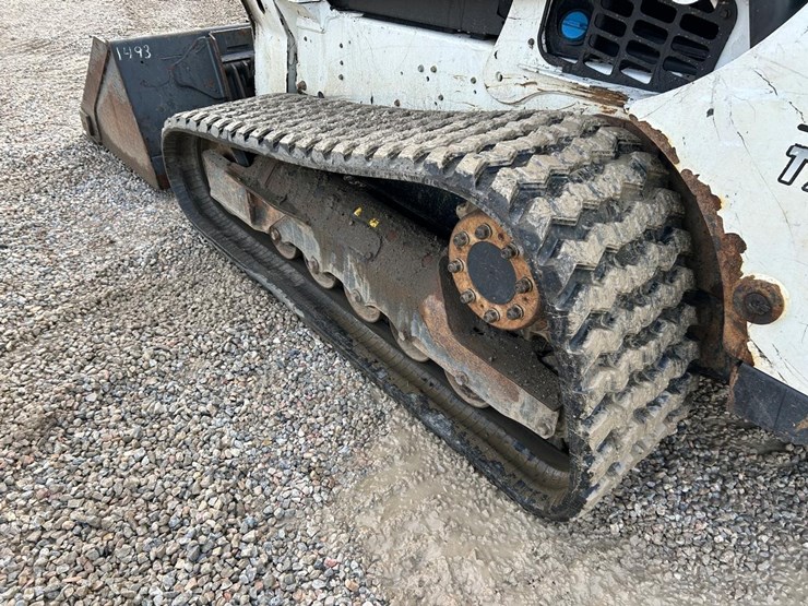 2017-bobcat-t770-image-16