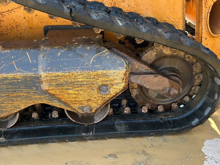 2019-case-tr270-image-58