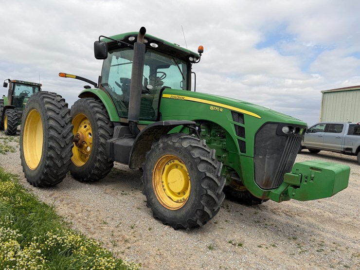 2010-john-deere-8270r-image-2