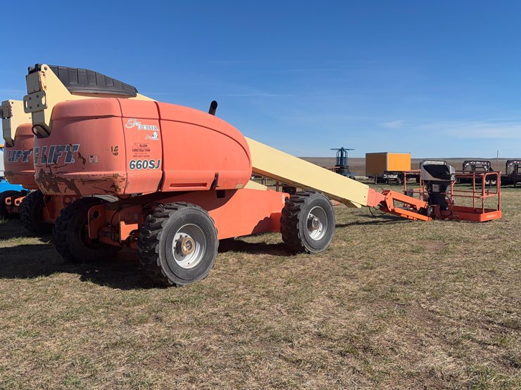 2005-jlg-660sj-image-8