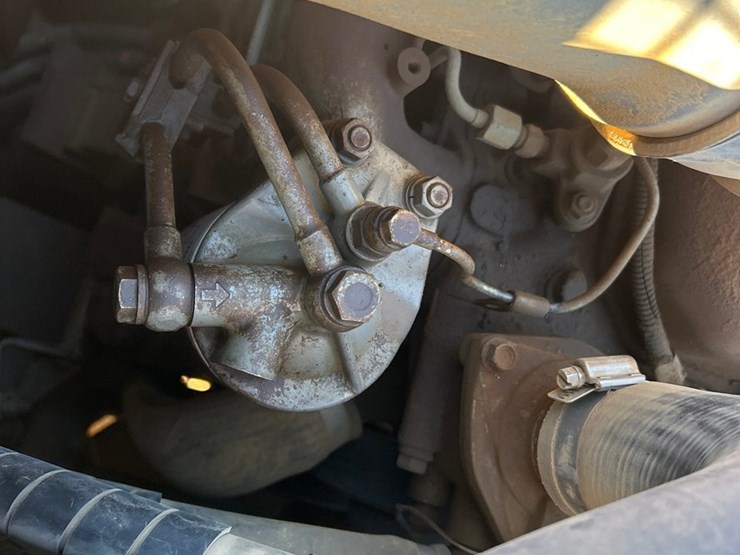 2021-hitachi-zx225-image-45