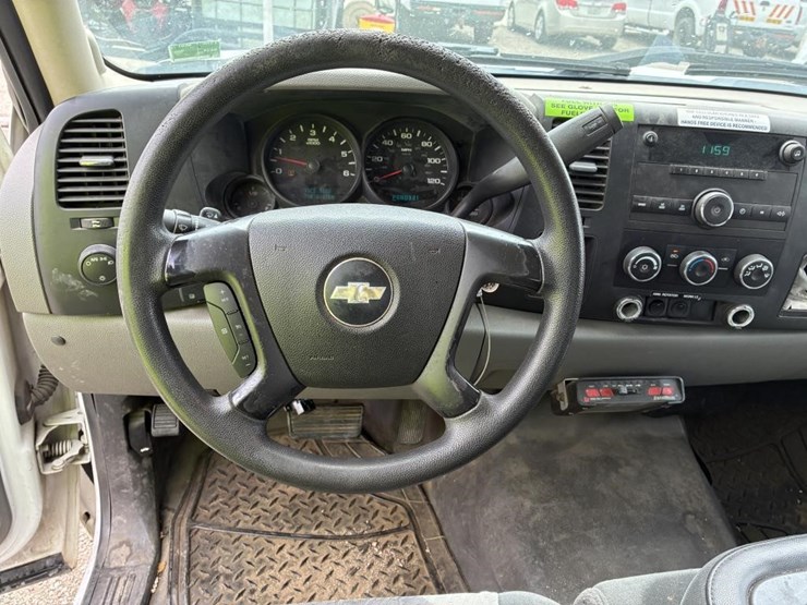 2007-chevrolet-silverado-1500-image-13