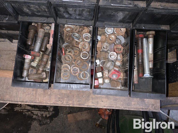 bolt-bin-with-contents-image-4