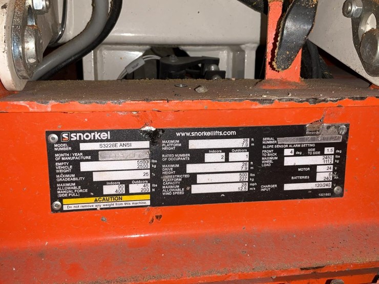 #403-•-2017-snorkel-26'-scissor-lift-image-15