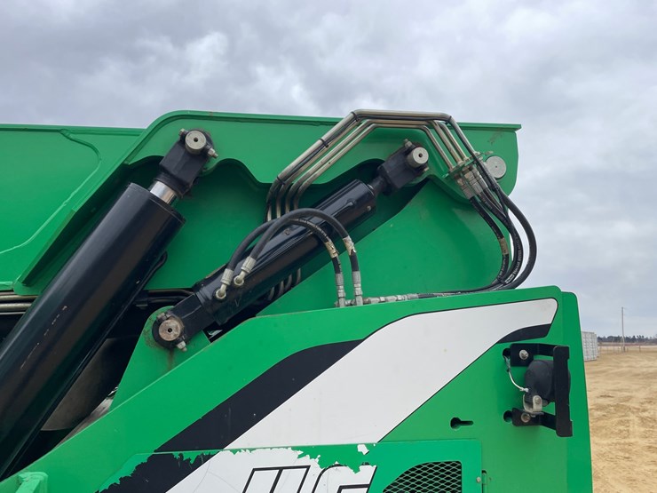 2015-sky-trak-10054-image-12