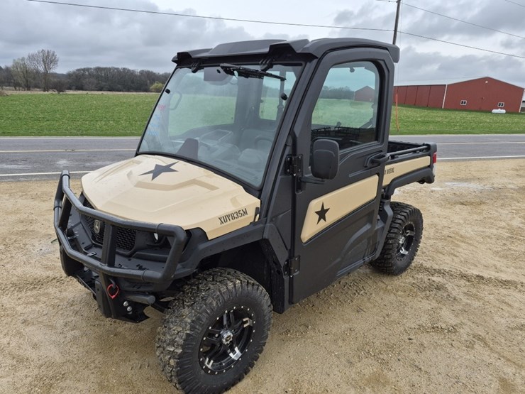 john-deere-gator-image-1