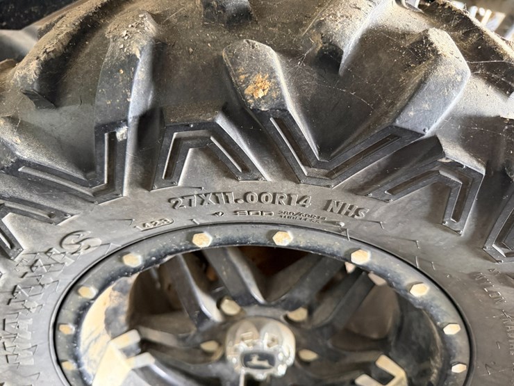 john-deere-gator-image-5