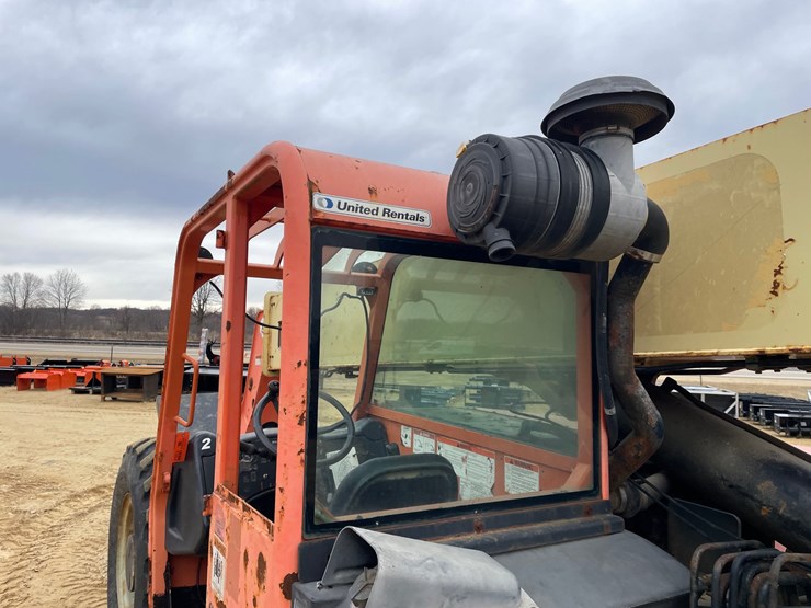 2005-jlg-g9-43a-image-13