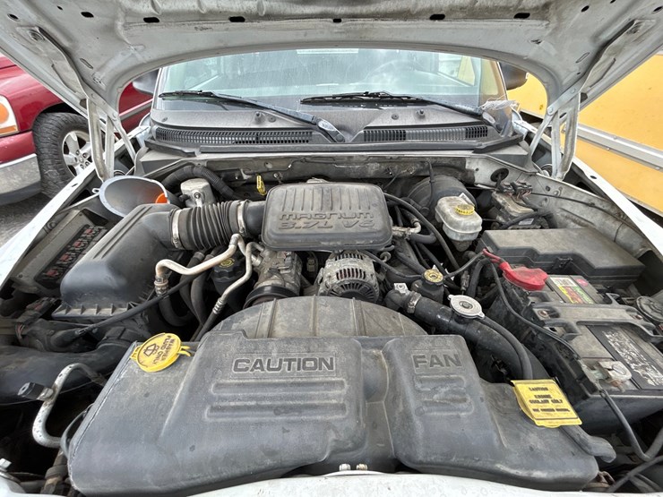 2004-dodge-dakota-image-11