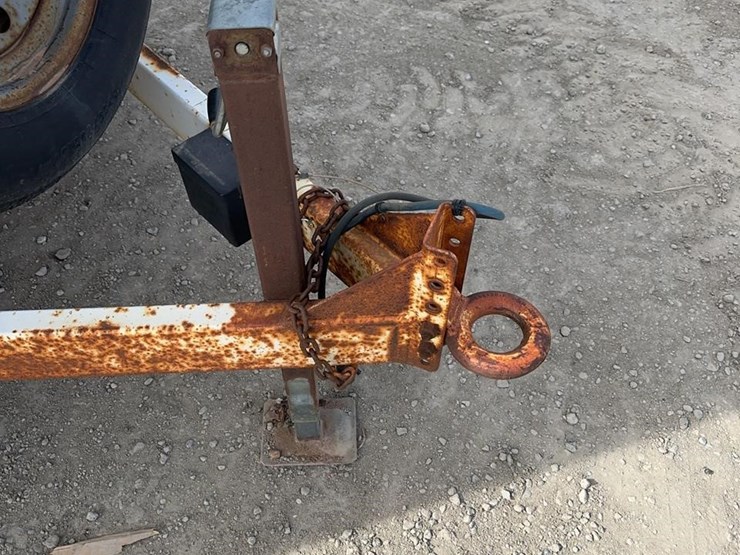 2001-cm-trailers-image-7