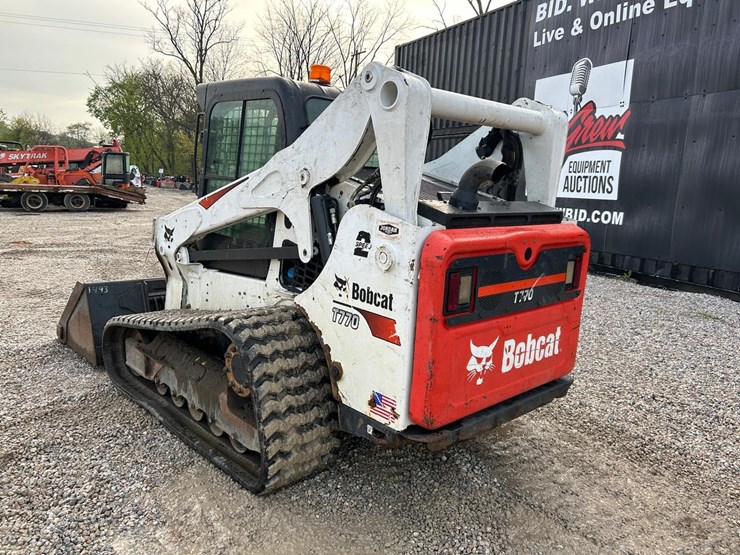 2017-bobcat-t770-image-2