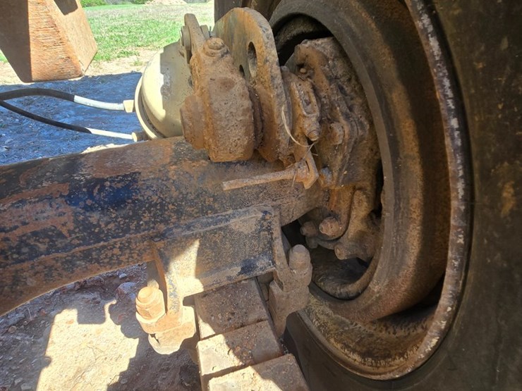 1994-mack-rd690s-image-93