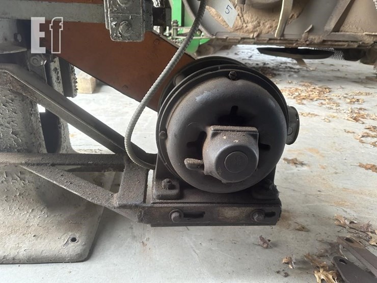 vintage-table-saw-image-3