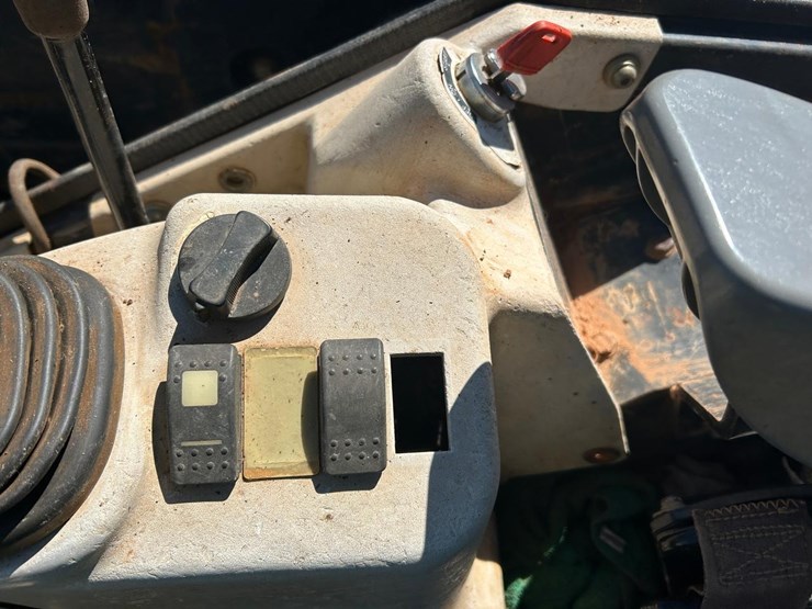 2015-deere-50g-image-24