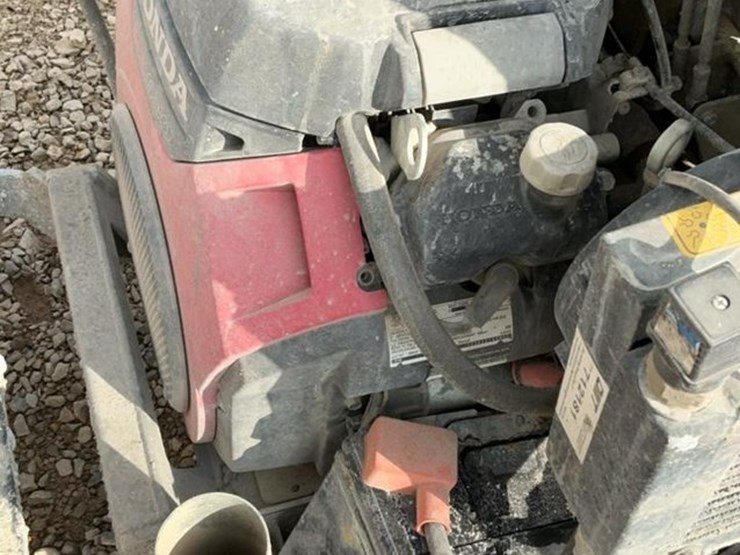 2019-honda-gx630-image-10