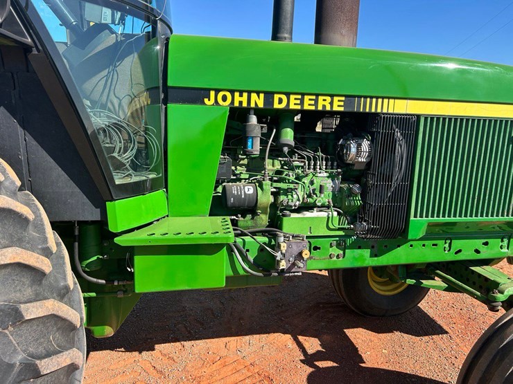1989-john-deere-4755-image-39