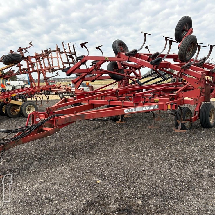 CASE IH 4300