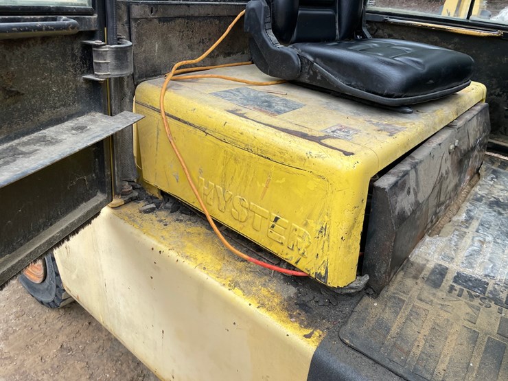 #7518-•-hyster-x110xl-forklift-image-36