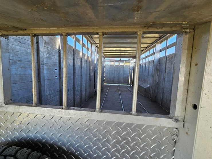 #522-•-2021-travelong-ls-mt-livestock-trailer-image-20