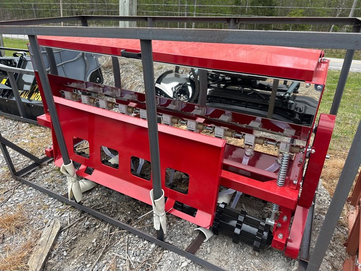 #1950-•-skid-steer-seeder-image-1