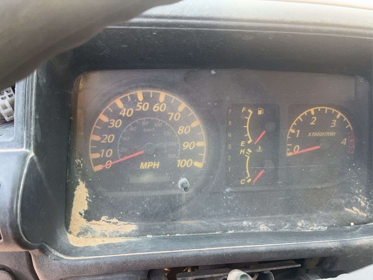 2006-isuzu-nqr-image-36